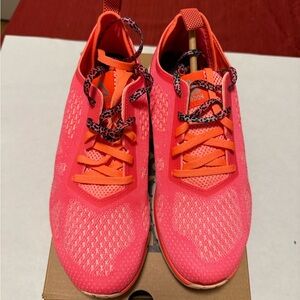 Reebok Women's Bright Pink Athletic Shoes